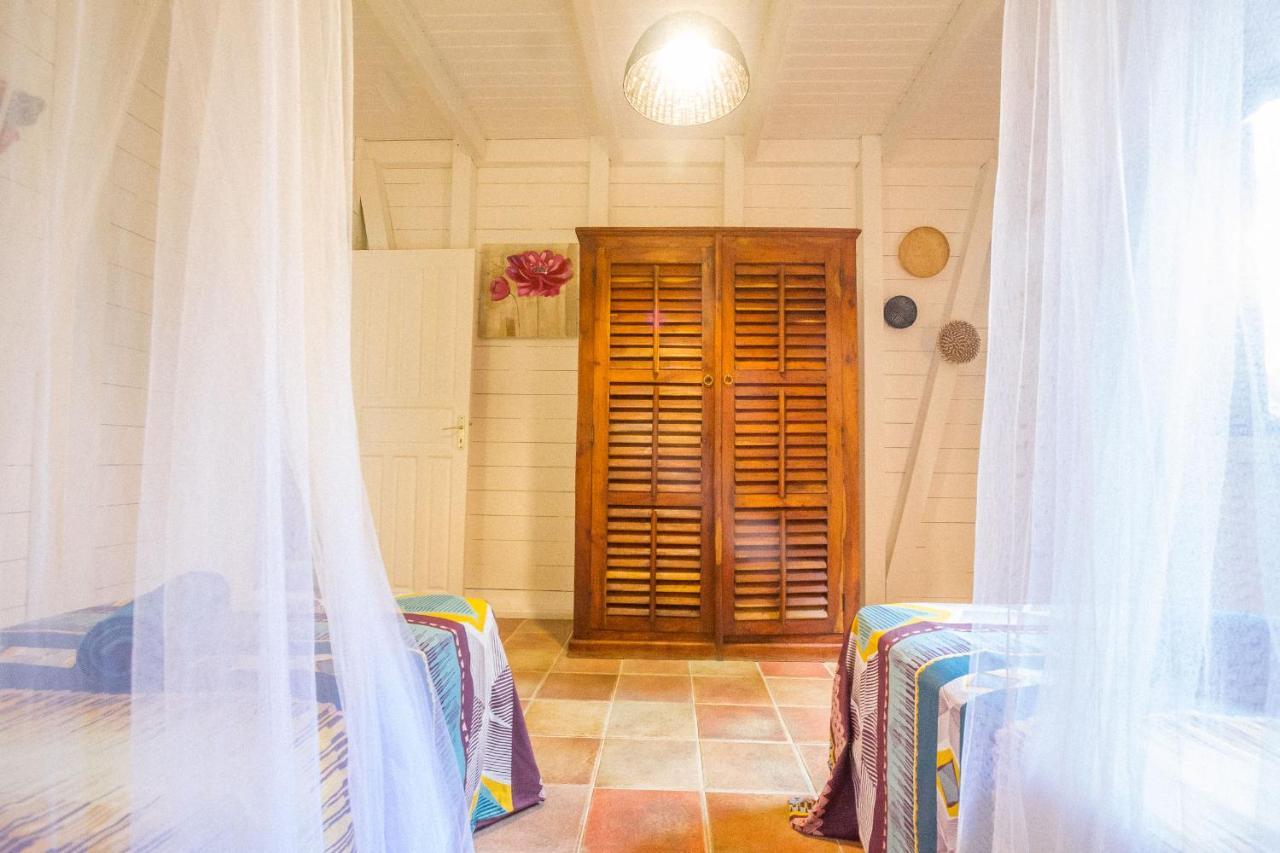 Hotel L'Îlot Palmiers à Pointe-Noire Extérieur photo